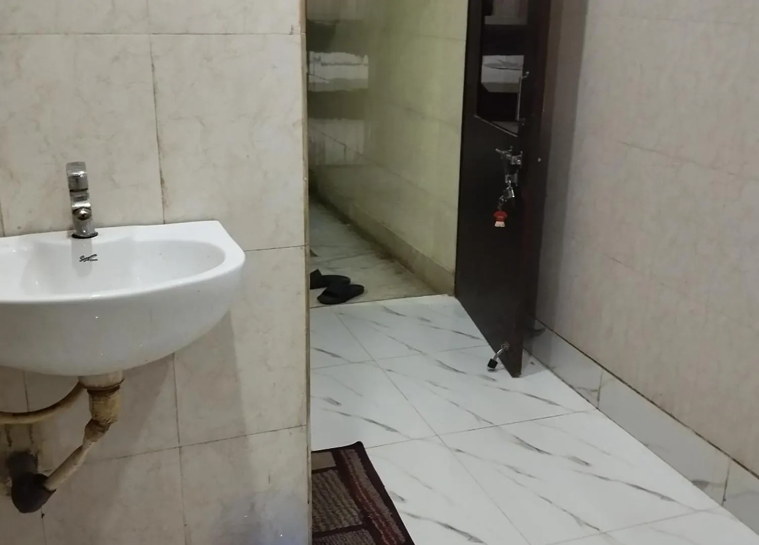 Second Home Inn فاراناسي 0*,  الهند